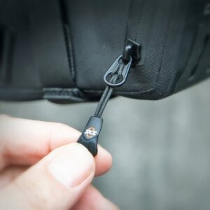 ZADELTAS RACE S ZW Black