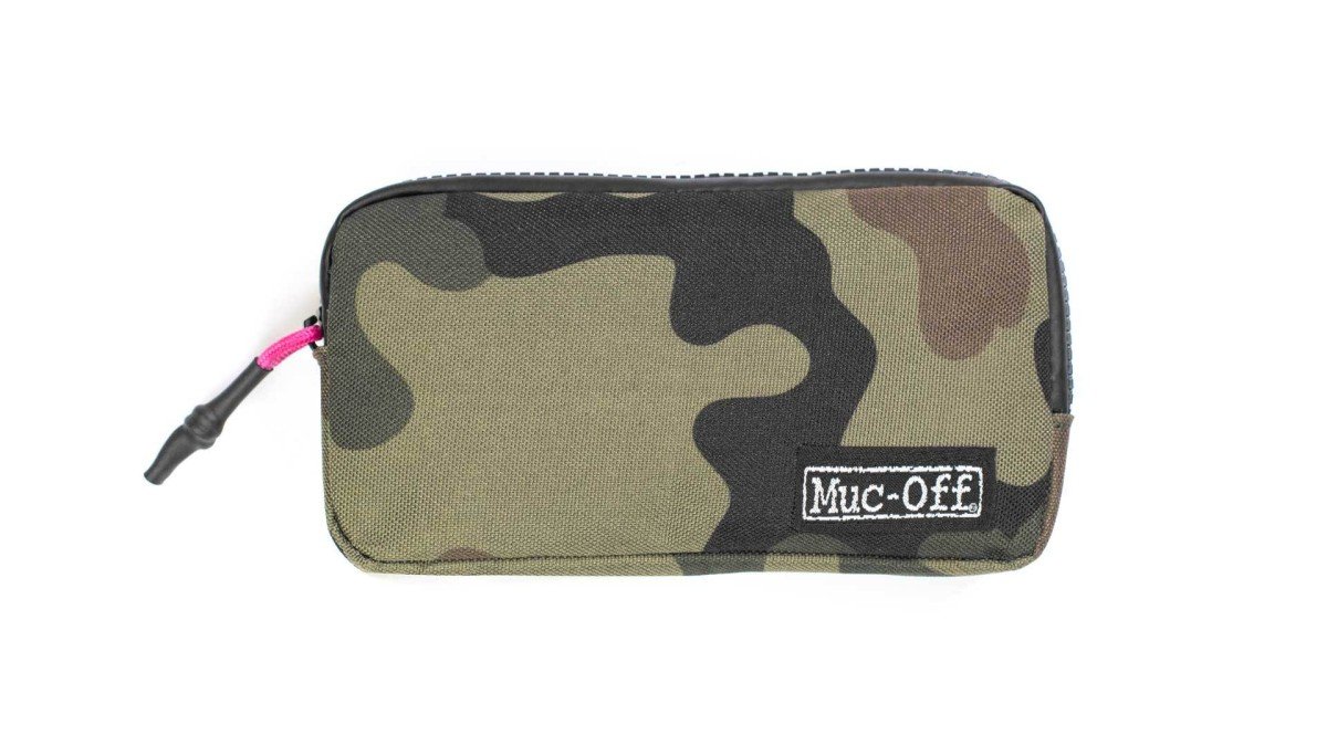 Muc-off essentials case camo 17x9x2cm Groen